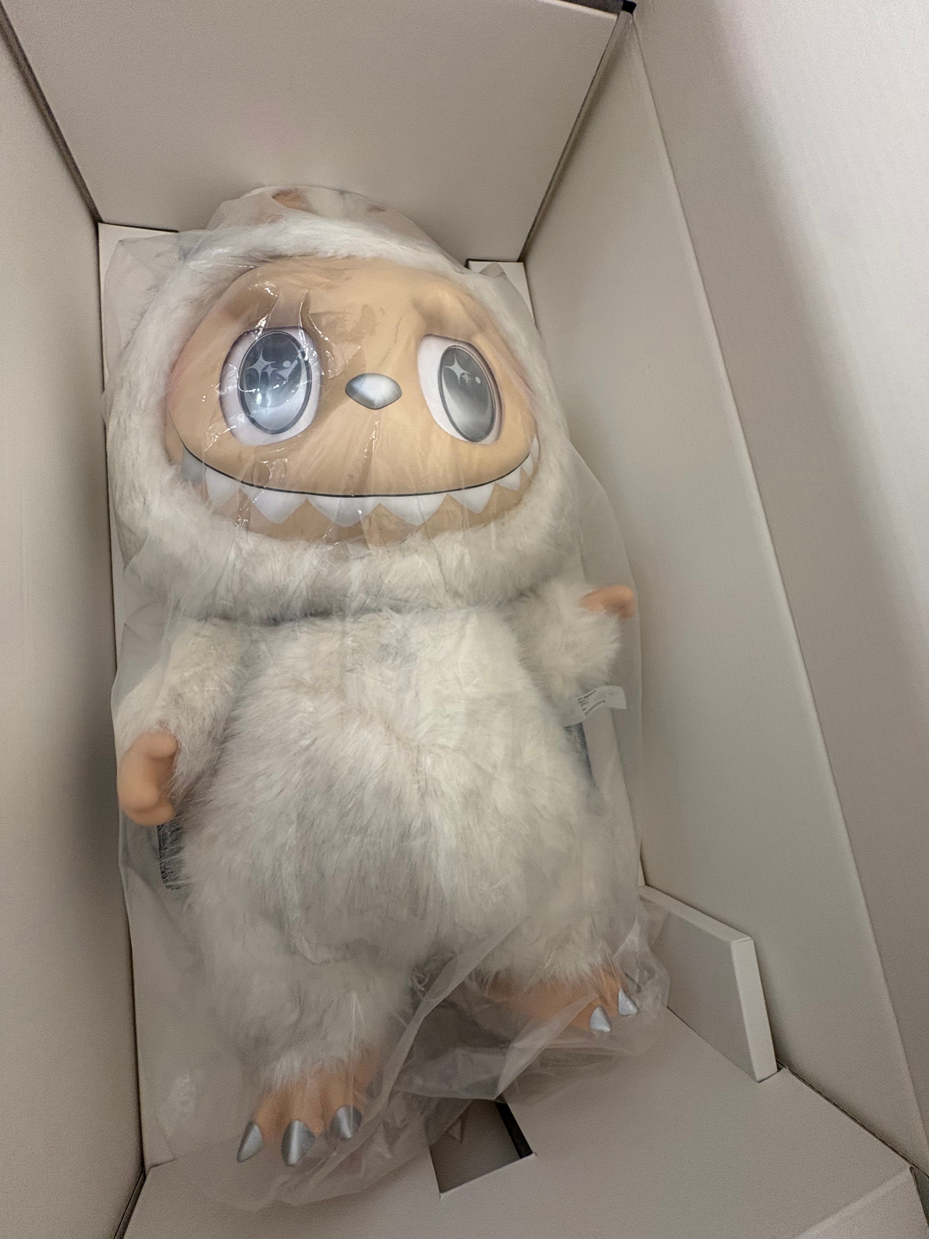 POP MART The Monsters Labubu-Angel in Clouds Figure